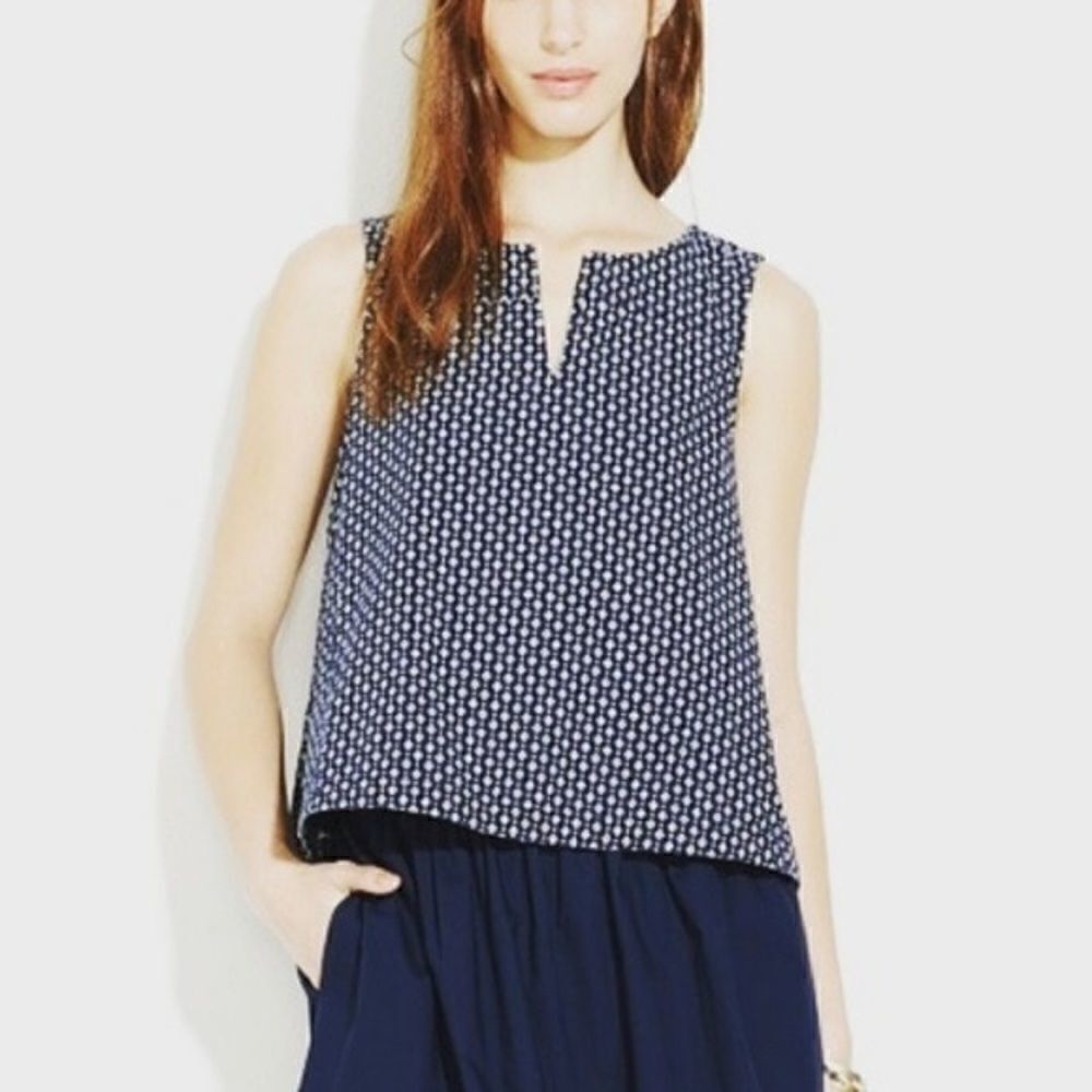 Madewell navy white V-neck Sleeveless Top